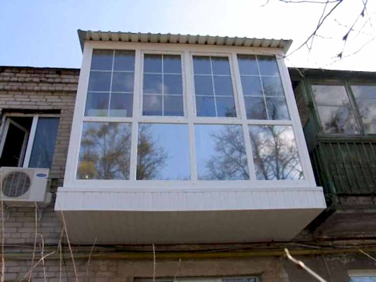 Балкон с крышейул. Баженова